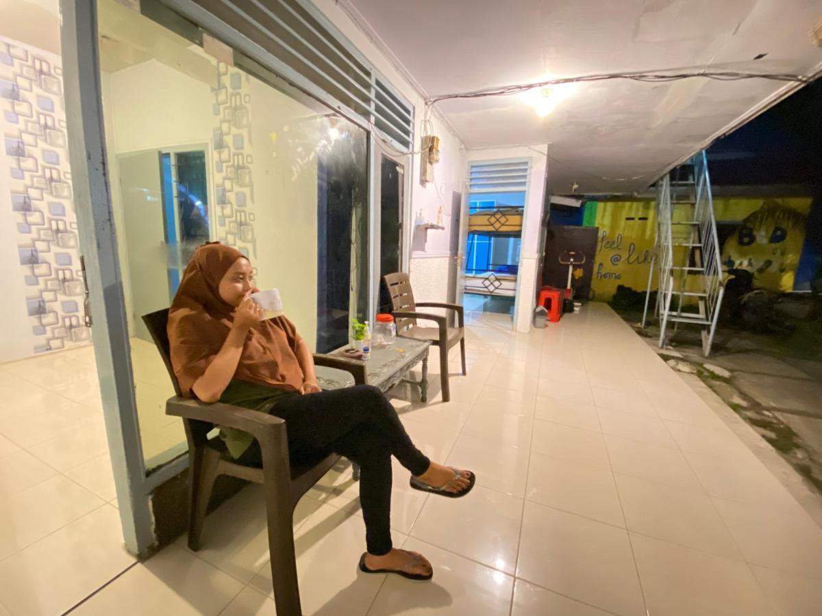 Neo Robiu & Ijen Tour Apartment Banyuwangi  Exterior photo
